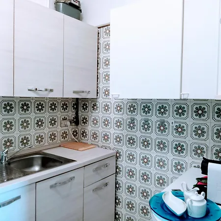 Lovely Apartamento Lesa